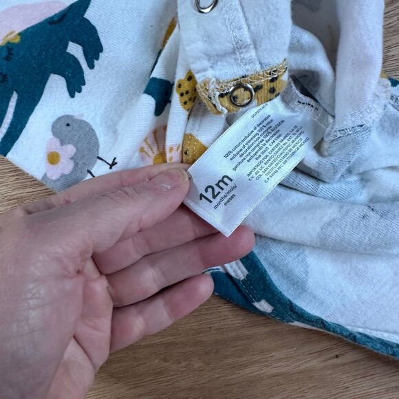 Carter’s 12M Long Sleeve Bodysuit Safari Animal Print Koala Gator Leopard - Picture 3 of 4